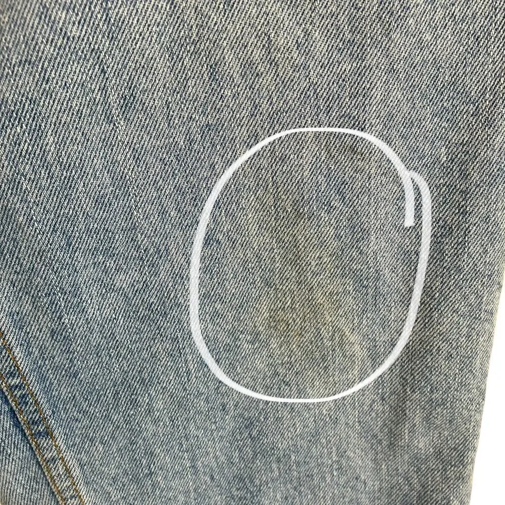 Vintage 90s Levi’s 550 Jeans Relaxed Fit Tapered Leg Light Wash Denim Casual